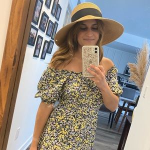 Meet your Posher, Juliette